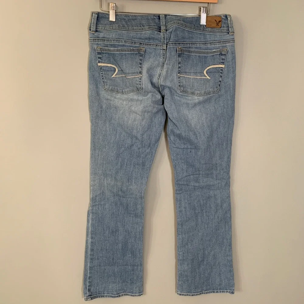 American Eagle Outfitters Kick Boot Stretch Jeans Womens Size 6 Light Wash Denim